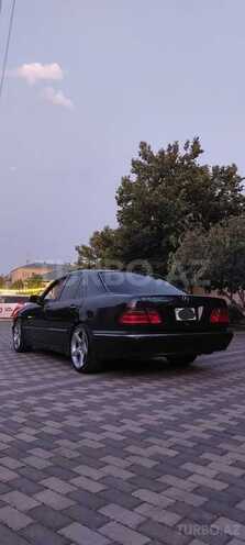 Mercedes E 320 2000, 314,000 km - 3.2 l - Bakı
