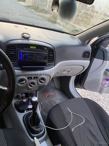 Hyundai Accent 2006, 400,000 km - 1.4 l - Bakı