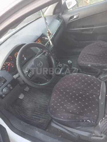 Opel Astra 2009, 285,000 km - 1.4 l - Salyan