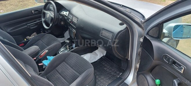 Volkswagen Golf 2002, 430,000 km - 2.0 l - Bakı
