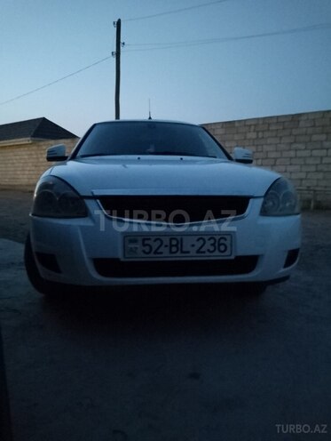 LADA (VAZ) Priora 2013, 270,000 km - 1.6 л - Salyan