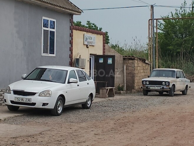 LADA (VAZ) Priora 2013, 270,000 km - 1.6 л - Salyan