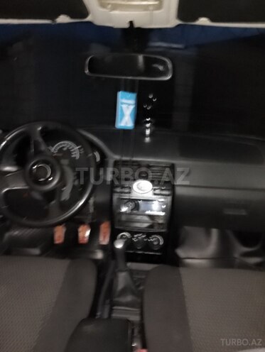 LADA (VAZ) Priora 2013, 270,000 km - 1.6 л - Salyan