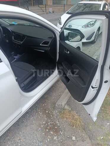 Hyundai Accent 2021, 120,000 km - 1.6 l - Bakı