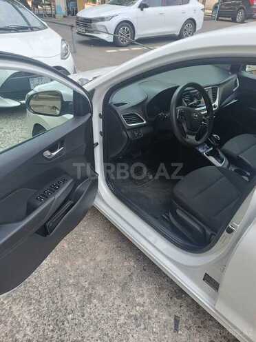 Hyundai Accent 2021, 120,000 km - 1.6 l - Bakı