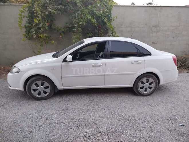 Daewoo Gentra 2014, 150,000 km - 1.5 l - Şabran
