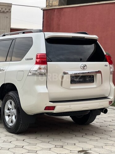 Toyota Land Cruiser Prado 2011, 300,000 km - 2.7 l - Şəki