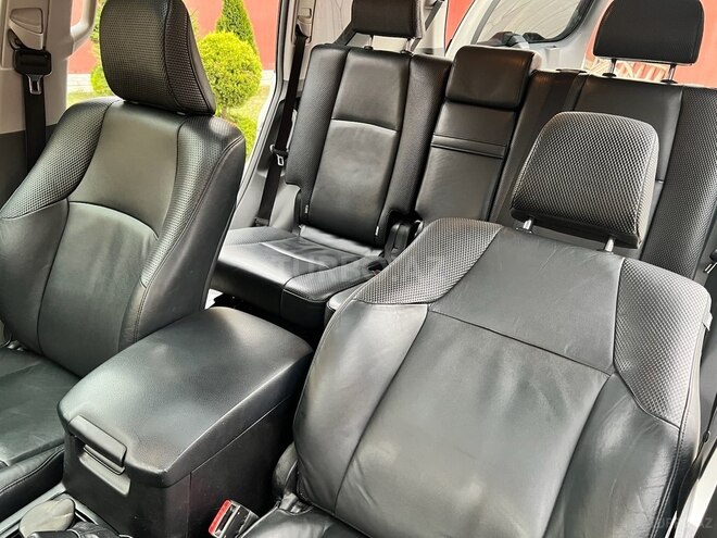Toyota Land Cruiser Prado 2011, 300,000 km - 2.7 l - Şəki