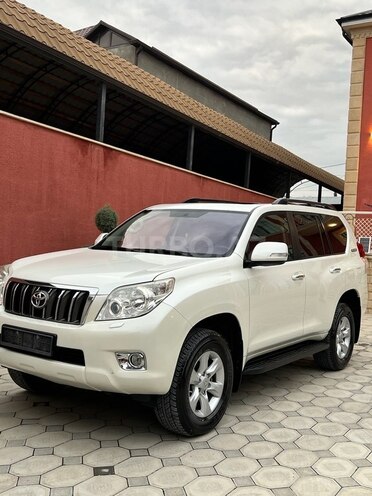 Toyota Land Cruiser Prado 2011, 300,000 km - 2.7 l - Şəki