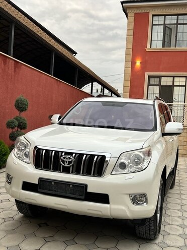 Toyota Land Cruiser Prado 2011, 300,000 km - 2.7 l - Şəki