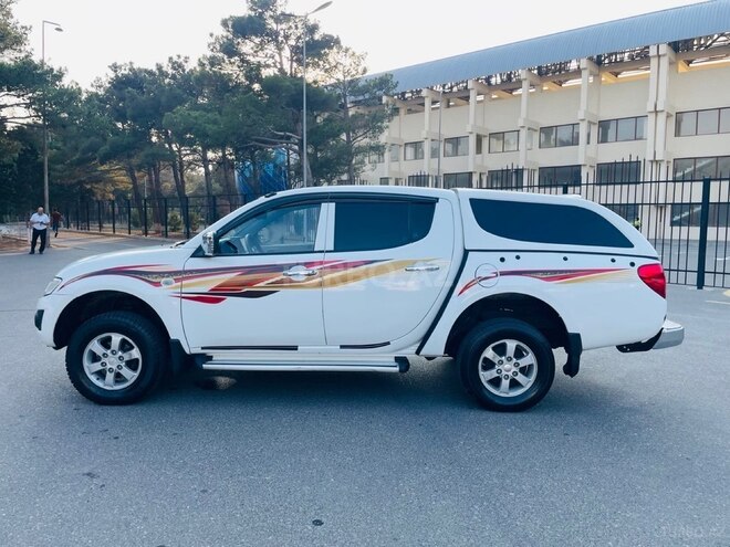 Mitsubishi L200 2011, 274,000 km - 2.5 l - Xırdalan