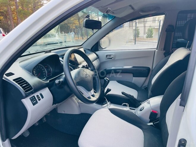 Mitsubishi L200 2011, 274,000 km - 2.5 l - Xırdalan