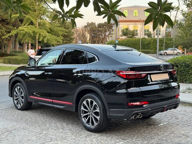 Changan CS 85 2022, 37,000 km - 2.0 l - Bakı