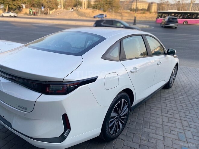 Changan Qiyuan A05 2024, 0 km - 1.5 l - Bakı