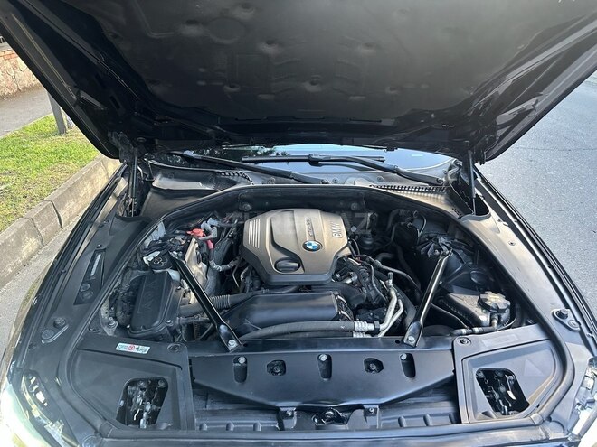 BMW 520 2015, 184,000 km - 2.0 l - Zaqatala