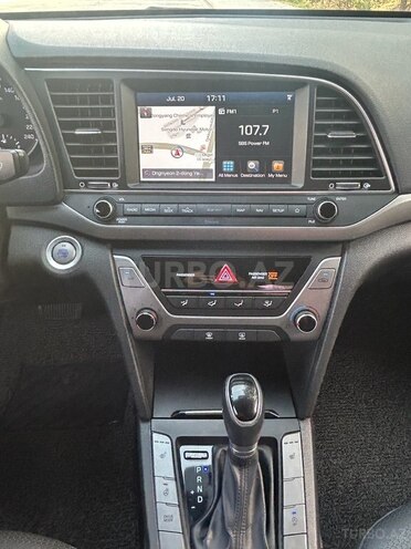 Hyundai Avante 2017, 173,000 km - 1.6 l - Bakı