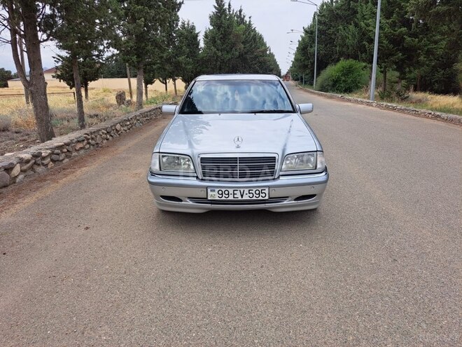 Mercedes C 220 d 1999, 326,000 km - 2.2 l - Bakı