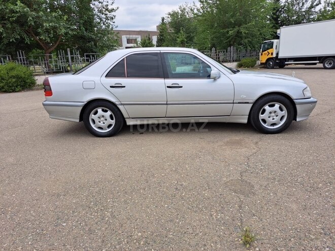 Mercedes C 220 d 1999, 326,000 km - 2.2 l - Bakı