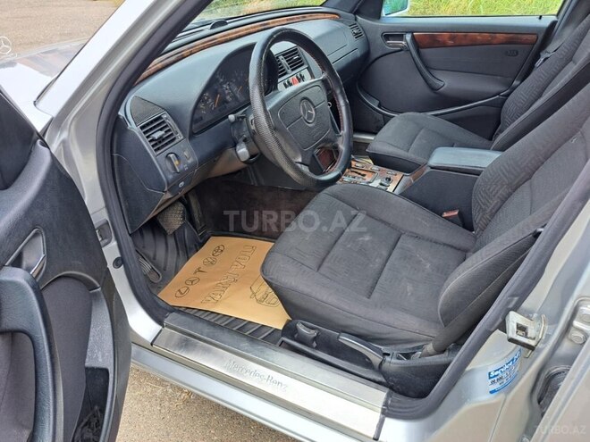 Mercedes C 220 d 1999, 326,000 km - 2.2 l - Bakı