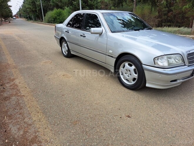 Mercedes C 220 d 1999, 326,000 km - 2.2 l - Bakı