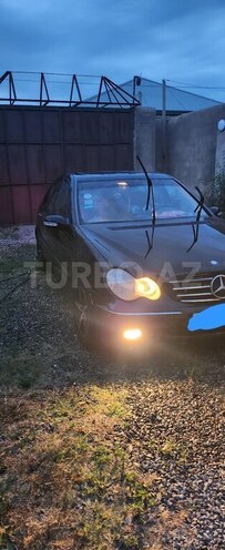 Mercedes C 200 2004, 253,000 km - 2.0 l - Kürdəmir