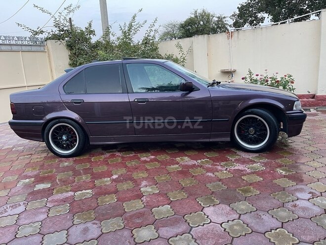 BMW 318 1993, 369,000 km - 1.8 l - İmişli
