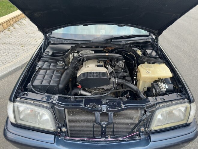 Mercedes C 200 1999, 300,000 km - 2.0 l - Şamaxı