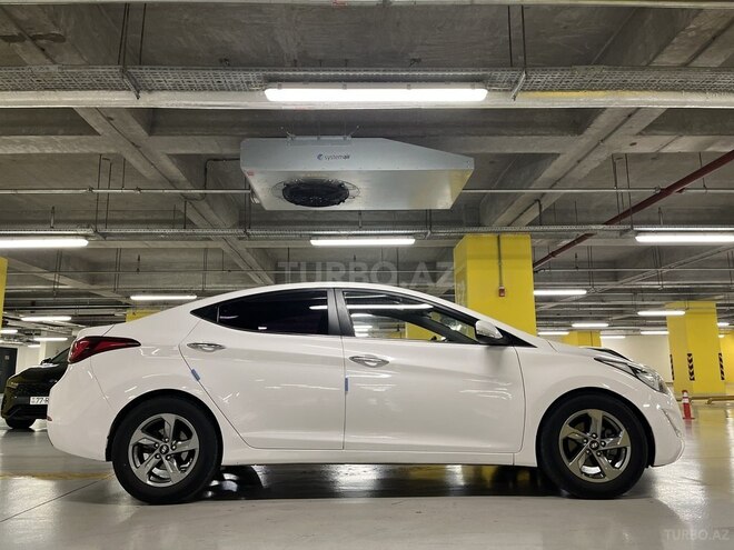 Hyundai Elantra 2015, 181,000 km - 1.6 l - Gəncə