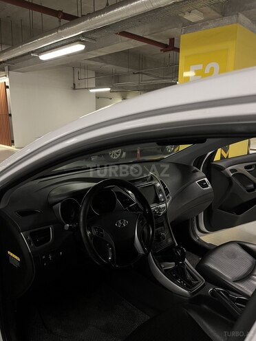 Hyundai Elantra 2015, 181,000 km - 1.6 l - Gəncə