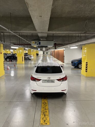 Hyundai Elantra 2015, 181,000 km - 1.6 l - Gəncə