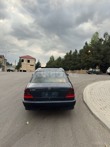 Mercedes C 200 1999, 300,000 km - 2.0 l - Şamaxı