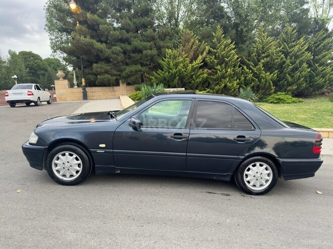 Mercedes C 200 1999, 300,000 km - 2.0 l - Şamaxı