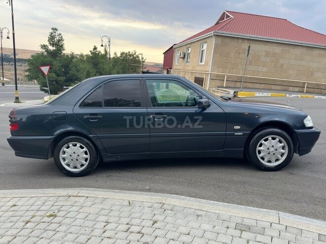 Mercedes C 200 1999, 300,000 km - 2.0 l - Şamaxı