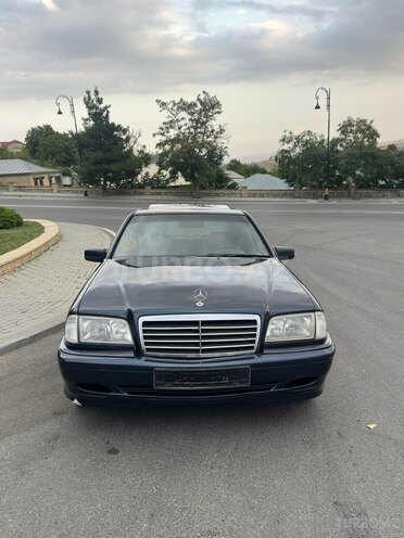 Mercedes C 200 1999, 300,000 km - 2.0 l - Şamaxı