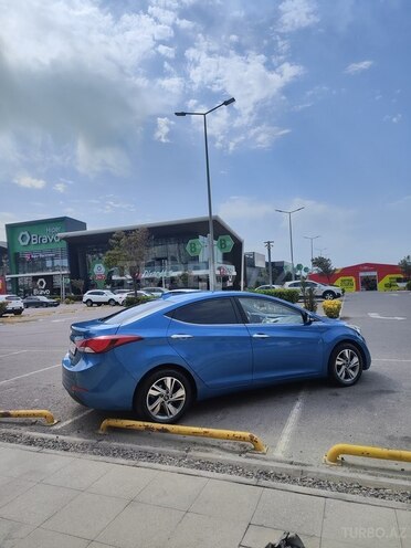 Hyundai Elantra 2015, 117,000 km - 1.6 л - Bakı