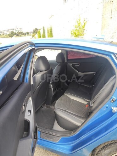 Hyundai Elantra 2015, 117,000 km - 1.6 л - Bakı