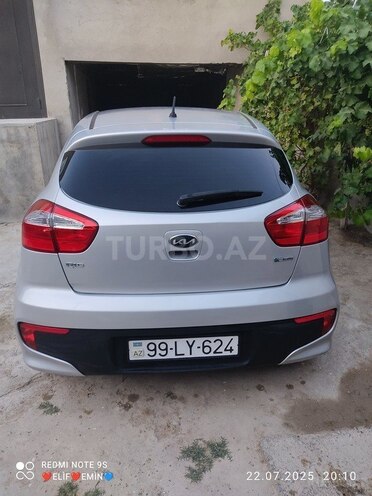 Kia Rio 2015, 390,000 km - 1.1 l - Bakı