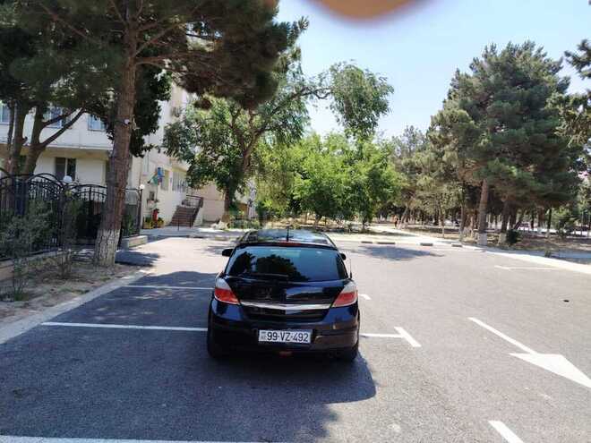 Opel Astra 2005, 260,000 km - 1.4 l - Bakı