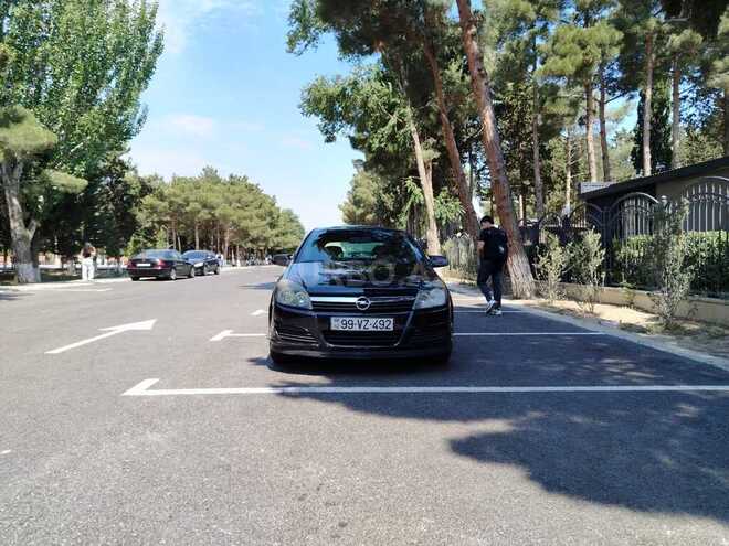 Opel Astra 2005, 260,000 km - 1.4 l - Bakı