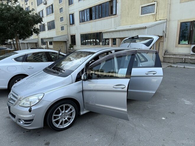 Mercedes B 170 2008, 125,000 km - 1.7 l - Bakı