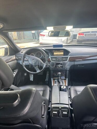 Mercedes E 220 d 2009, 398,000 km - 2.1 л - Bakı