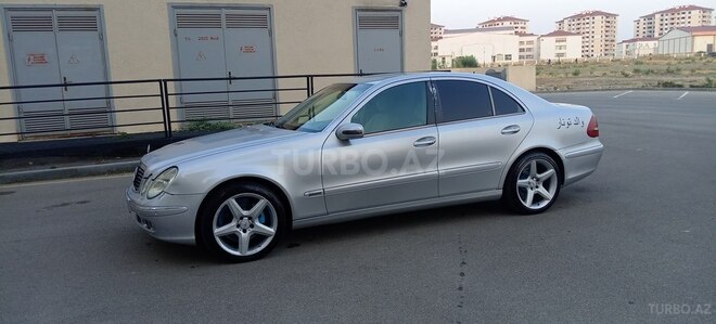 Mercedes E 270 2002, 500,000 km - 2.7 l - Sumqayıt