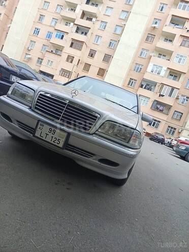 Mercedes C 240 1999, 194,000 km - 2.4 l - Bakı