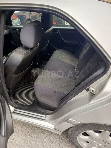 Mercedes C 240 1999, 194,000 km - 2.4 l - Bakı