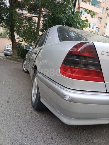 Mercedes C 240 1999, 194,000 km - 2.4 l - Bakı