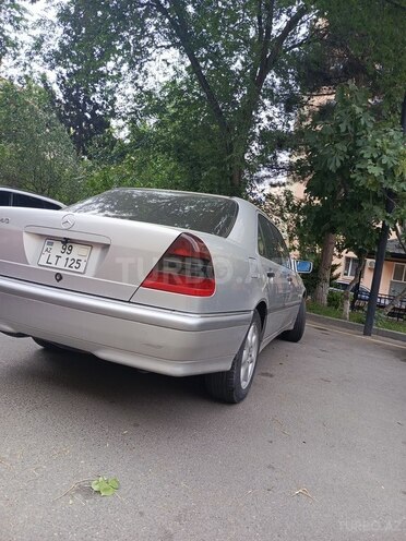 Mercedes C 240 1999, 194,000 km - 2.4 l - Bakı