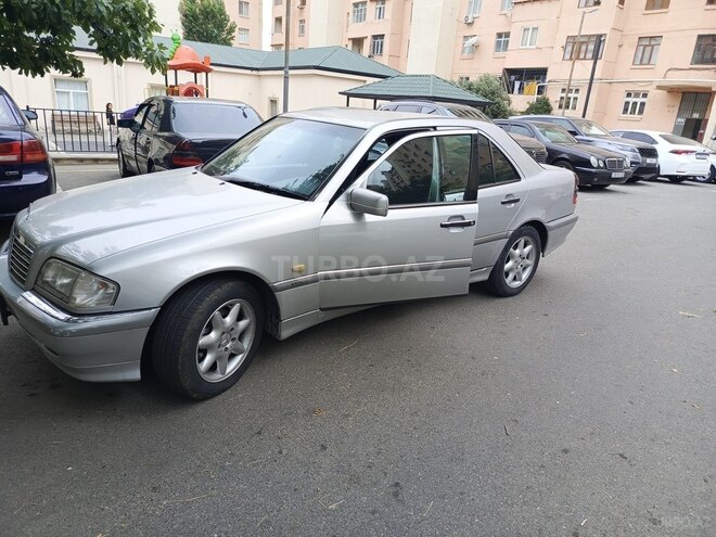 Mercedes C 240 1999, 194,000 km - 2.4 l - Bakı