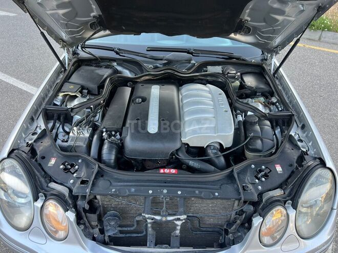Mercedes E 270 2002, 220,000 km - 2.7 l - Sumqayıt