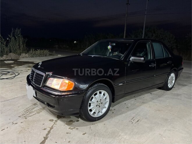 Mercedes C 230-17