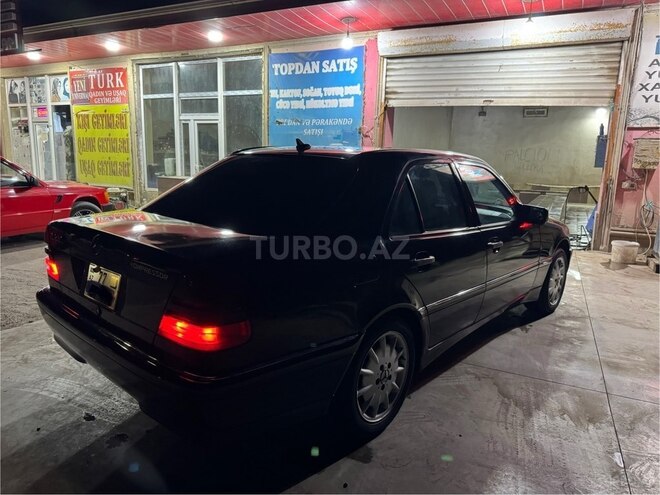 Mercedes C 230-21